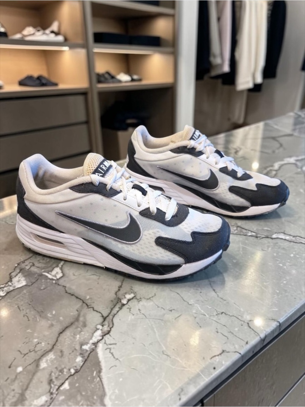 Nike Air Max Solo White Black Mesh Womens Running Shoes Sneakers Size 8.5